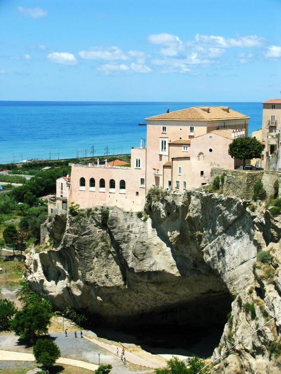 Hotel Ristorante Le Clarisse Amantea Dış mekan fotoğraf